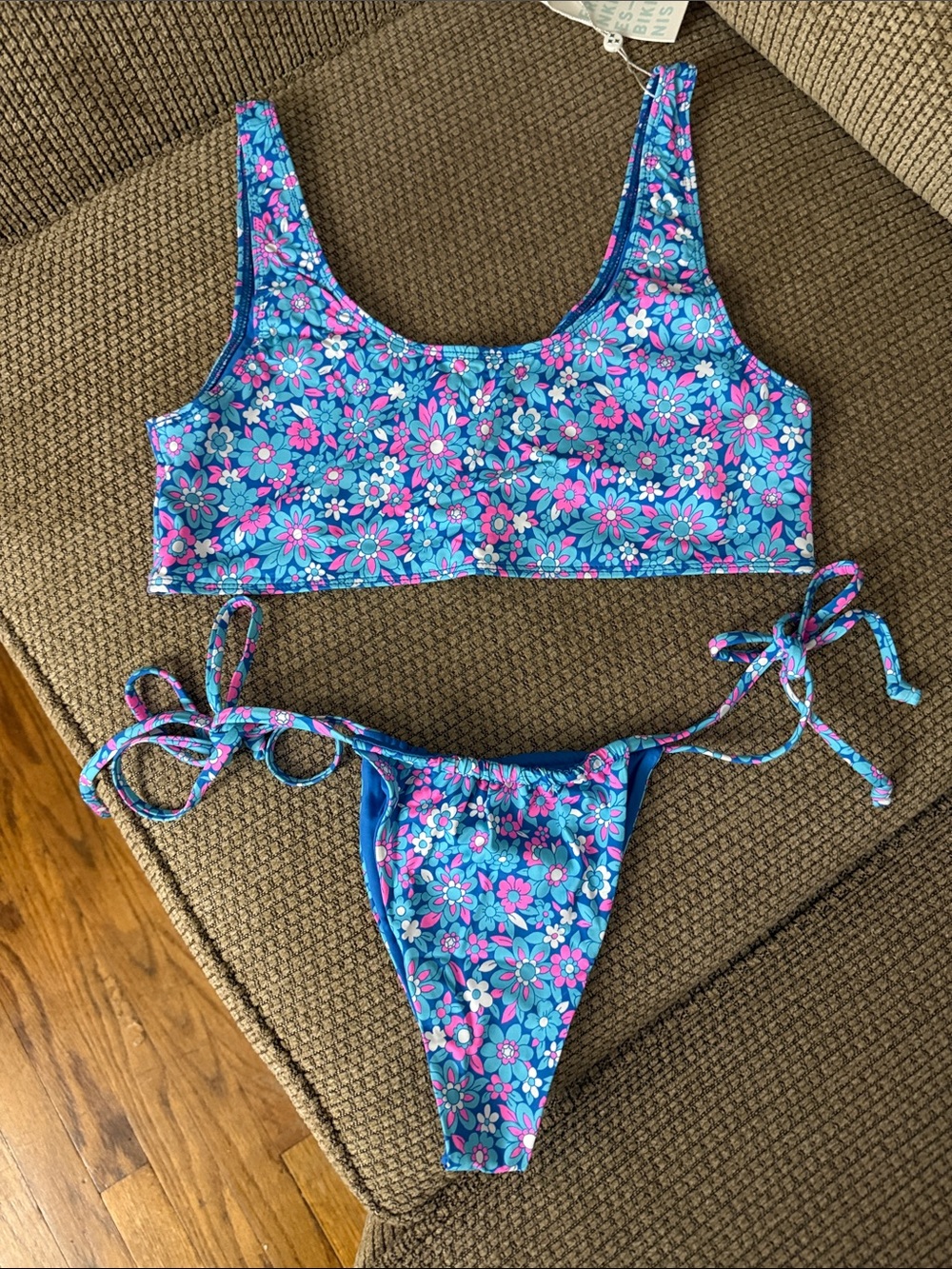 Frankie’s Bikini Blue Wave Set